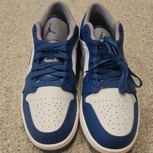 Jordan Men's Sneakers in Blue and White